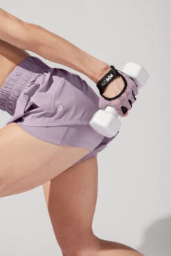 Luxe Mesh Training Gloves - Dusty Mauve Florals -Popflex Store 4.14.PopflexPhotoshoot0140 Edit