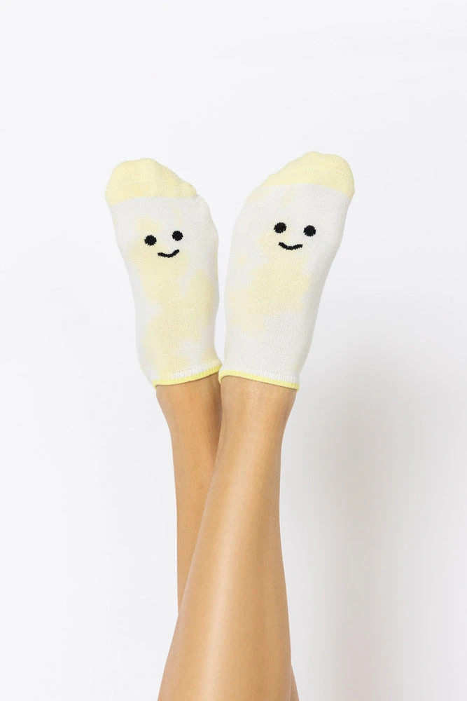 Happy Face Low Rise Socks - Yellow Tie Dye Happy Face Low Rise Socks - Yellow Tie Dye -Popflex Store 6J3A1242 Edit 5b7321f6 6026 401d 882d 58fa5ad4c0ec