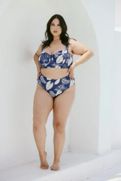 Boardwalk Bombshell Bikini Top - Blue Palm 4 Boardwalk Bombshell Bikini Top - Blue Palm -Popflex Store ArleneOutfit6 44028 Edit 7bc2411b 485d 4c19 91bd 5b1816e114aa