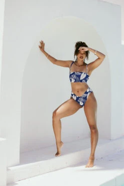 Sandbar Strapless Top - Blue Palm -Popflex Store AysiaOutfit4 43780 Edit eee18ad4 64d6 4436 bd8b 68e2719d7dc2