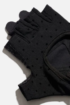 Luxe Mesh Training Gloves - Black Dot -Popflex Store BF PF Black PokaDot Mesh Gloves Pattern Detail