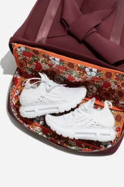 Belladonna Duffle - Plumberry -Popflex Store BF PF Eggplant DuffleBag Bottom Reshoot 1