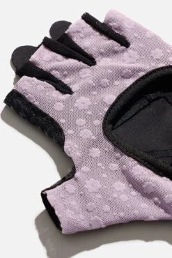 Luxe Mesh Training Gloves - Dusty Mauve Florals -Popflex Store BF PF Pink Floral Mesh Gloves Pattern Detail Edit