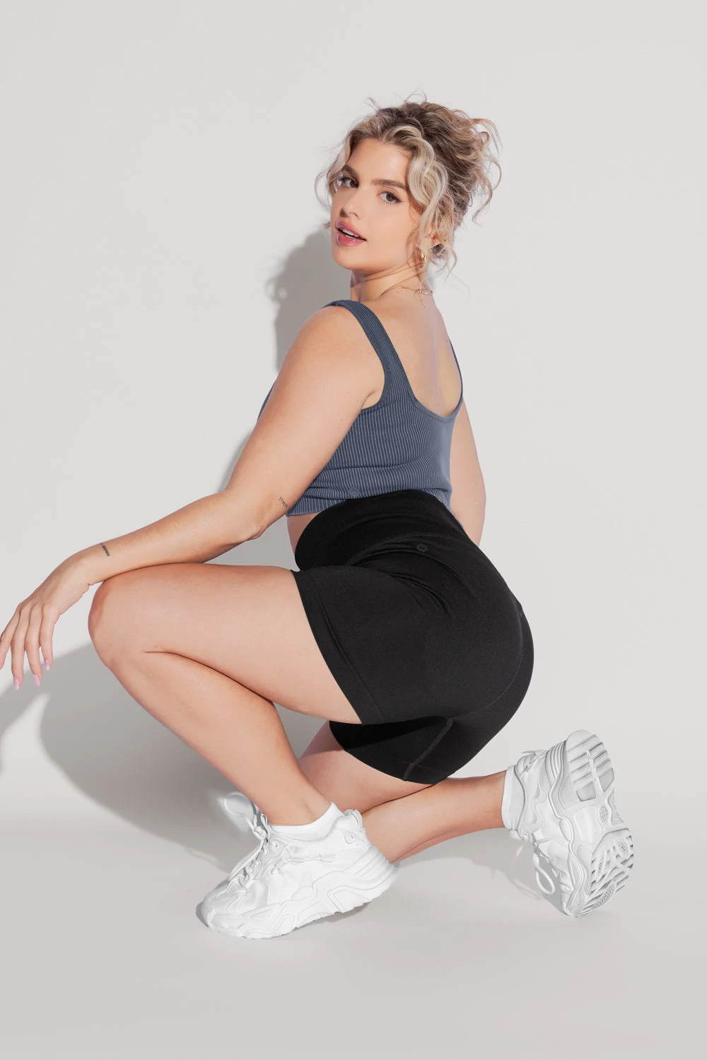 Supersculpt™ Seamless Midi Shorts - Black Supersculpt™ Seamless Midi Shorts - Black -Popflex Store BeMySweetheartCropTop vintageindigo SSShorts Black 1004 Edit