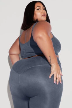 Be My Sweetheart Seamless Crop Top - Vintage Indigo 6 Be My Sweetheart Seamless Crop Top - Vintage Indigo -Popflex Store BeMySweetheartCropTop SSLeggings vintageindigo 1114 Edit