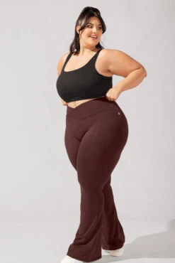 Crisscross Hourglass® Flared Leggings With Pockets - French Roast -Popflex Store BrookeOutfit4 38215 Edit