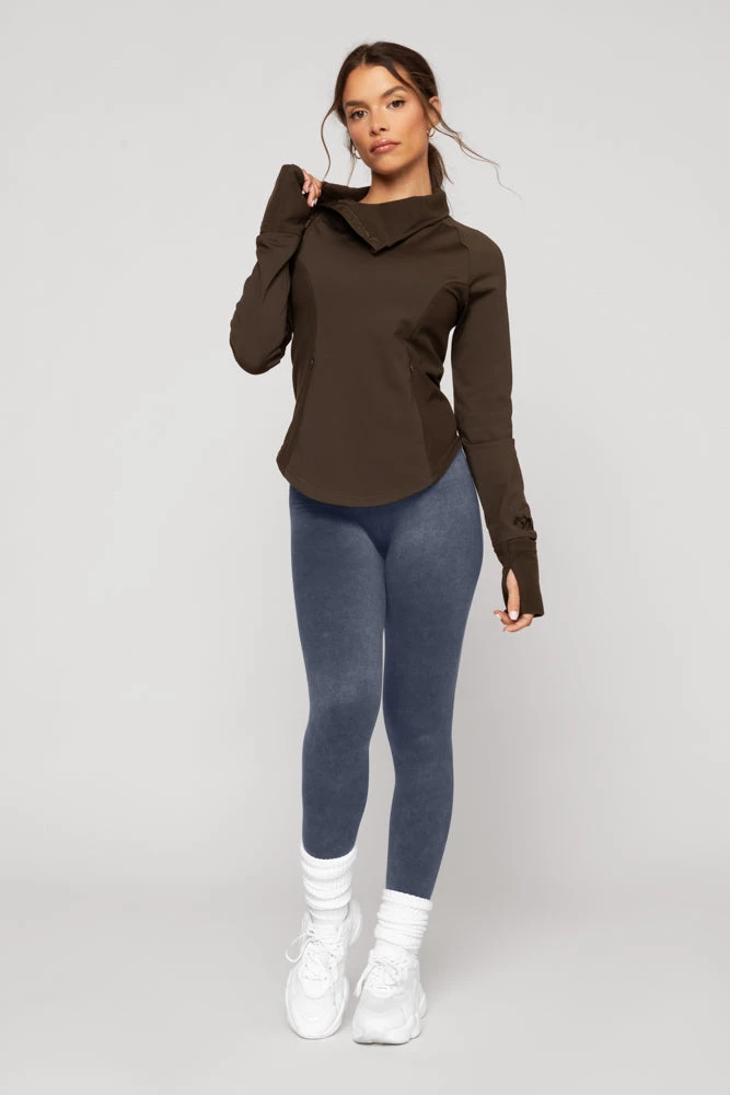 Chasing Pavements Mockneck Pullover - Dark Brown Chasing Pavements Mockneck Pullover - Dark Brown -Popflex Store ChasingPavementsLongSleeveRunningTop Raincloud B1003 01830 Edit
