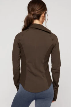Chasing Pavements Mockneck Pullover - Dark Brown 6 Chasing Pavements Mockneck Pullover - Dark Brown -Popflex Store ChasingPavementsLongSleeveRunningTop Raincloud B1003 01888 Edit