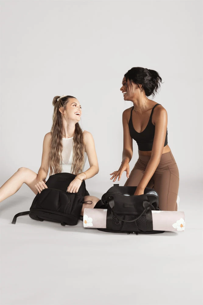 Ella Duffle - Black Ella Duffle - Black -Popflex Store DSC07950 Edit