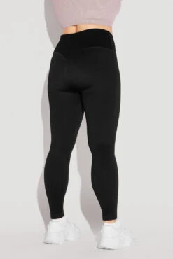 Crisscross Hourglass® Seamless Legging - Black -Popflex Store HookItUpCropTop SmokyLilac CCHGLegging Black 2265 Edit