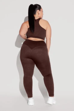 Crisscross Hourglass® Seamless Legging - French Roast 2 Crisscross Hourglass® Seamless Legging - French Roast -Popflex Store HookItUpCropTop CCHGLeggings FrenchRoast 1959 Edit