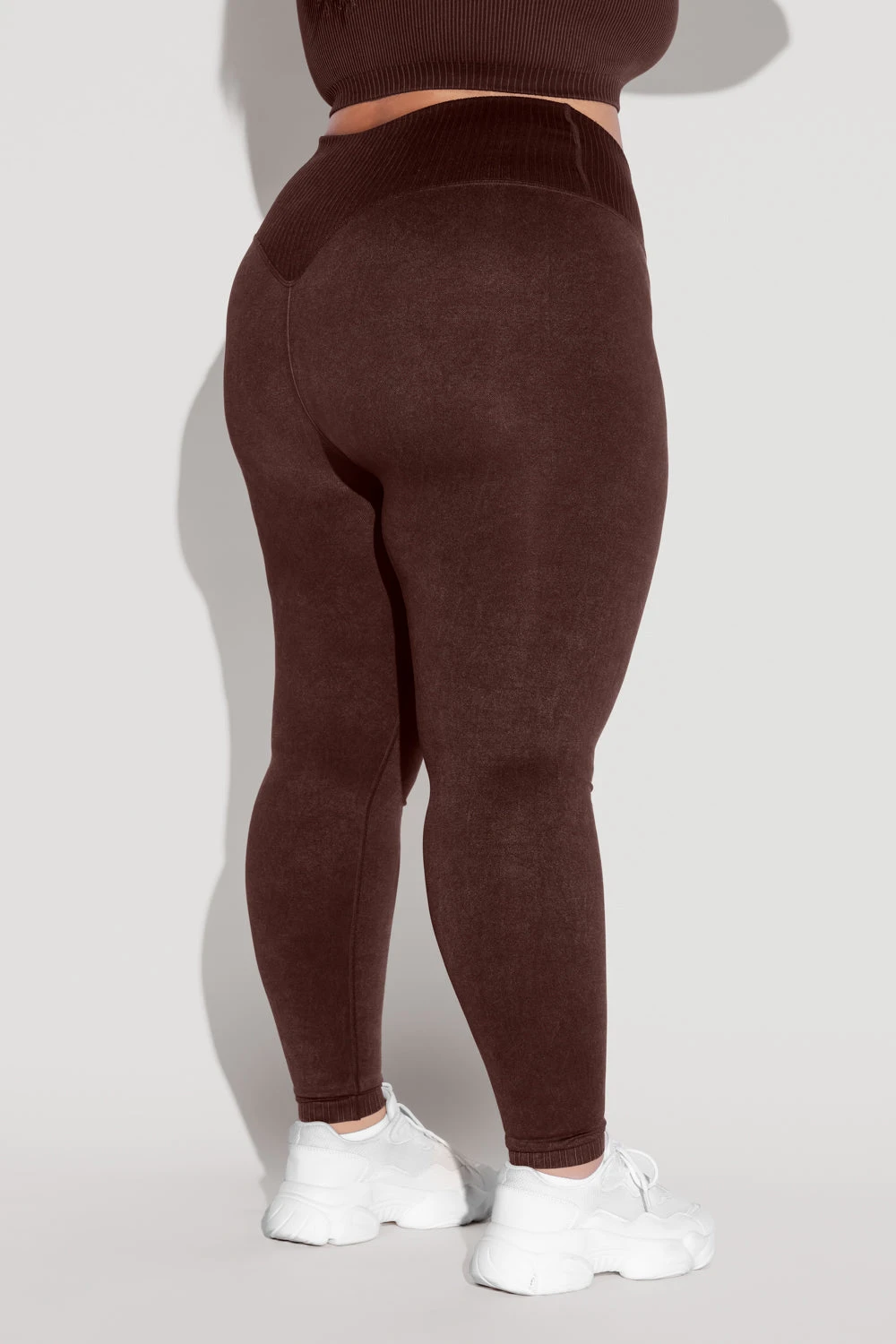 Crisscross Hourglass® Seamless Legging - French Roast Crisscross Hourglass® Seamless Legging - French Roast -Popflex Store HookItUpCropTop CCHGLeggings FrenchRoast 2029 Edit