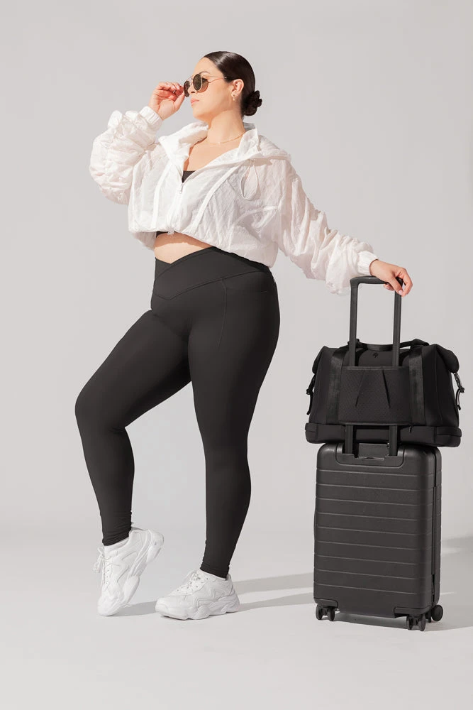 Ella Duffle - Black Ella Duffle - Black -Popflex Store June7POPFLEXPhotoshootArleneOutfit20971 Edit