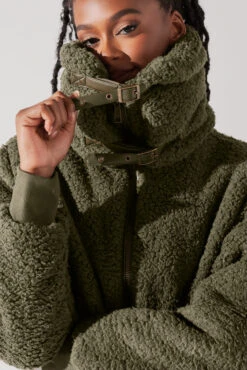 The Kinsley Bomber Jacket In Faux Sherpa - Olive