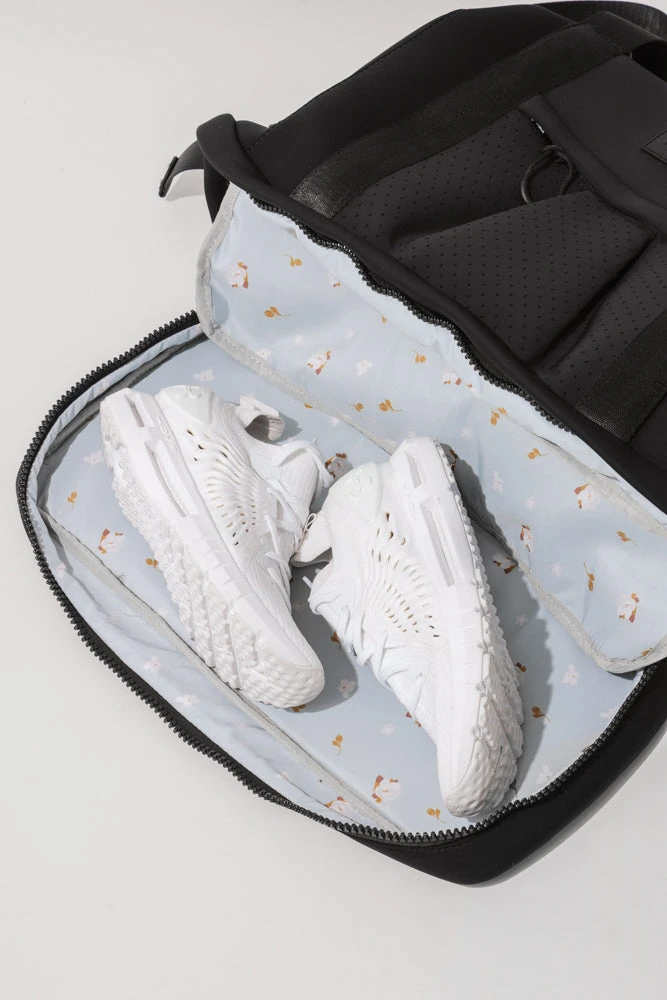 Ella Duffle - Black Ella Duffle - Black -Popflex Store M6A0039 Edit