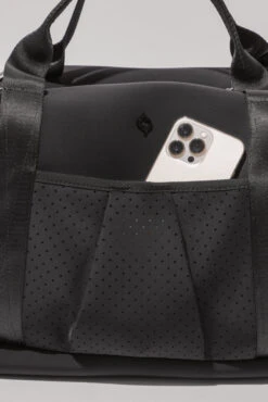 Ella Duffle - Black 9 Ella Duffle - Black -Popflex Store M6A0404 Edit Edit 29248361 a73b 49b1 861f 1be1ab805d58