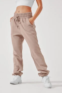 Ooey Gooey Sweatpant - Soft Beige -Popflex Store OoeyGooeySweatpants BalletSlipper C1021 3682 Edit