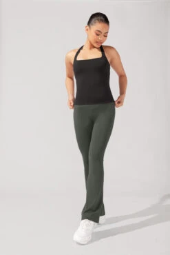 Audrey Tank - Black 5 Audrey Tank - Black -Popflex Store SophiaOutfit8 38587 Edit