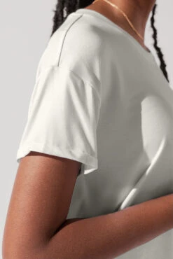 The Perfect Tee - White -Popflex Store ThePerfectTee Cream 2008 0045 Edit