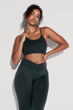 What's The Scoop Seamless Bra - Magical Forest -Popflex Store What stheScoopBra CCHGLeggings MagicalForest 0116 Edit