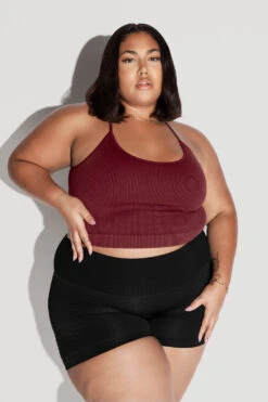 What's The Scoop Seamless Crop Tank - Garnet