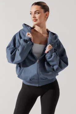 Zip Cloud Hoodie - Blue Steel 6 Zip Cloud Hoodie - Blue Steel -Popflex Store ZipCloudHoodie BlueSteel 5002 0025 Edit